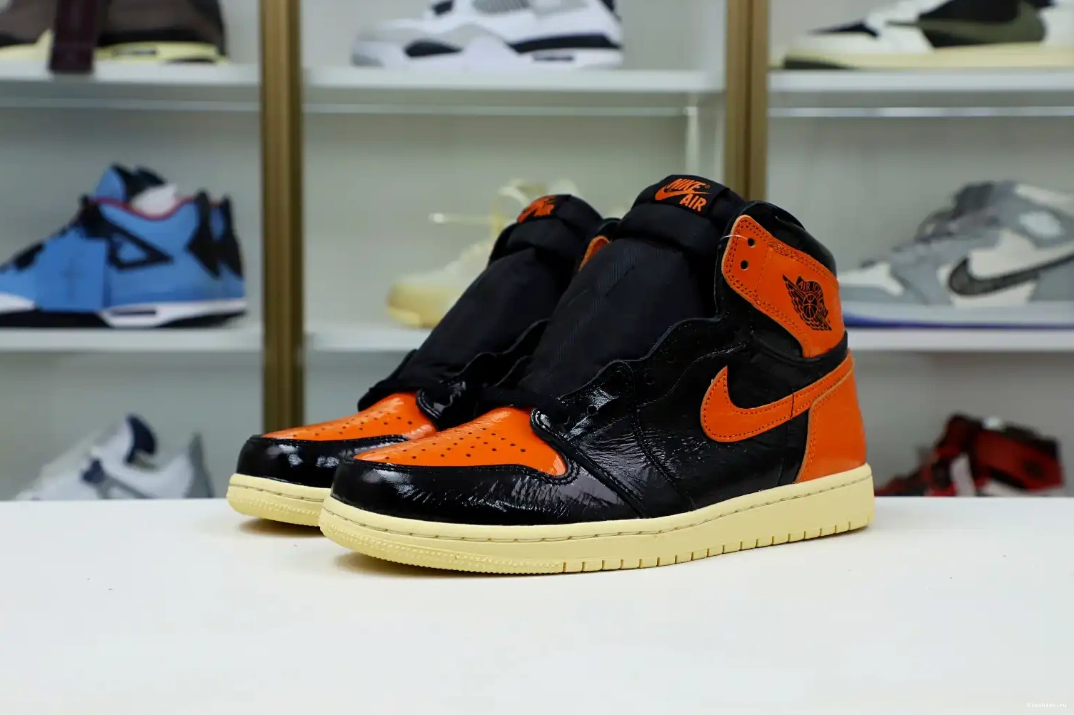 HIGH AIR Kimikick 'SHATTERED OG BACKBOARD RETRO 3.0' 1 JORDAN 0531
